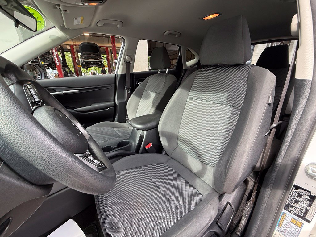 Certified 2023 Kia Seltos LX AWD/4WD image 2