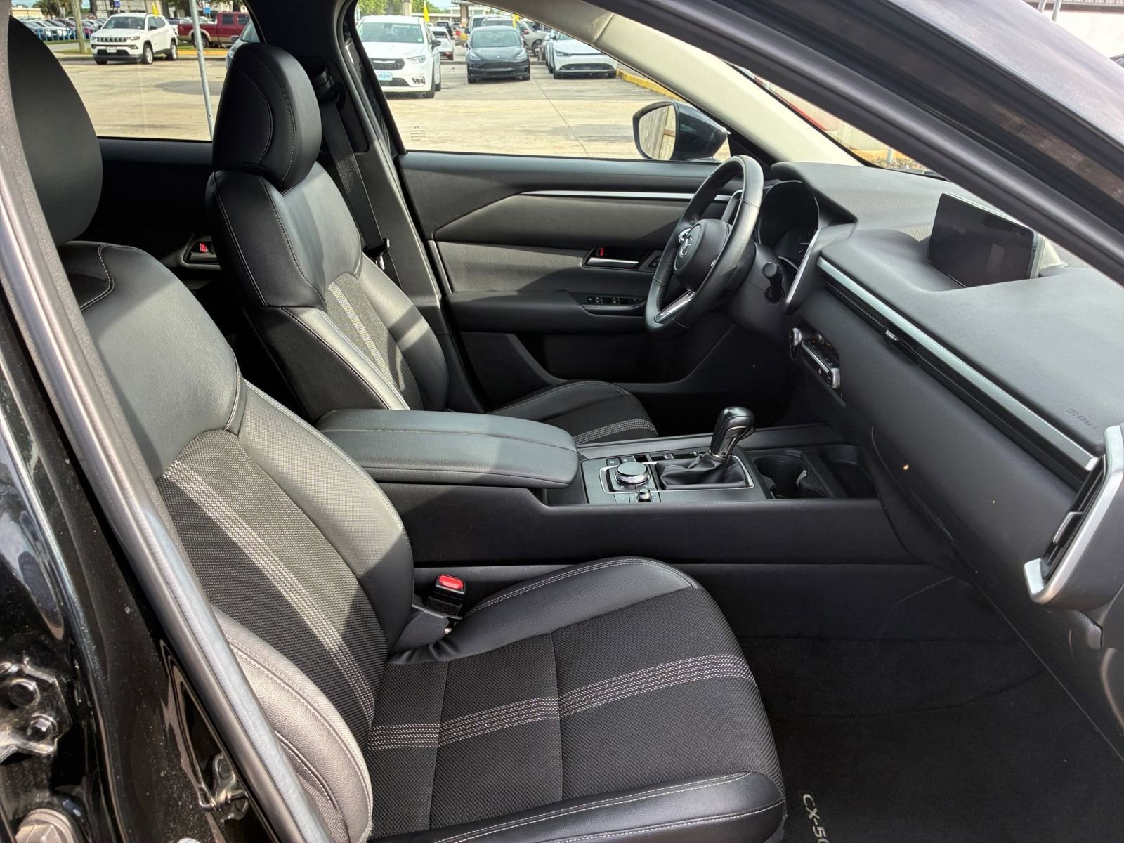Used 2025 MAZDA CX-50 AWD 2.5 S w/ Select Package image 31