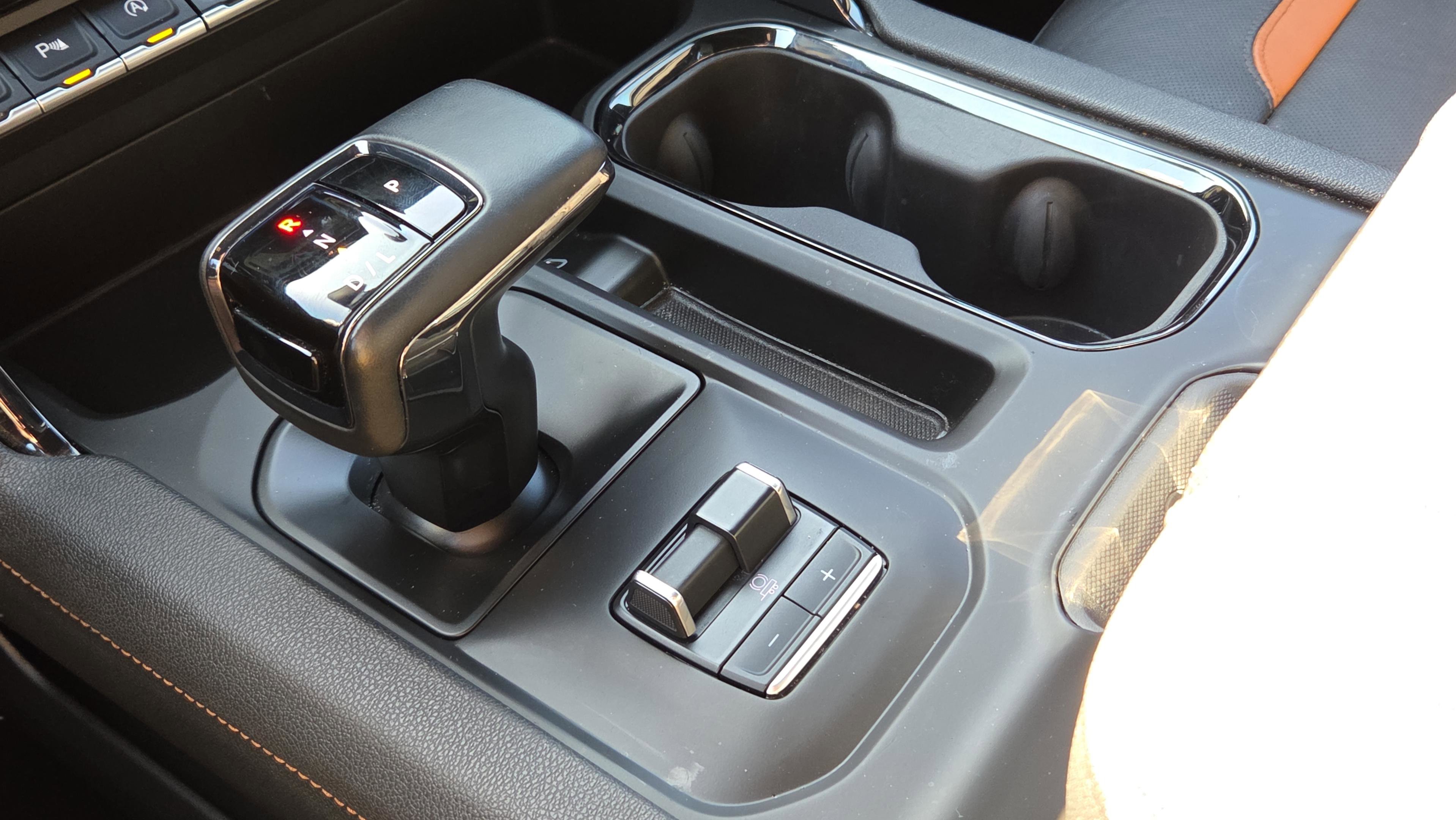 Used 2023 GMC Sierra 1500 AT4 w/ AT4 Premium Package image 23