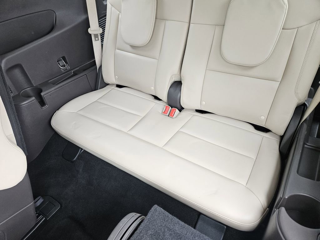 Used 2021 Ford Explorer Platinum w/ Equipment Group 601A image 23