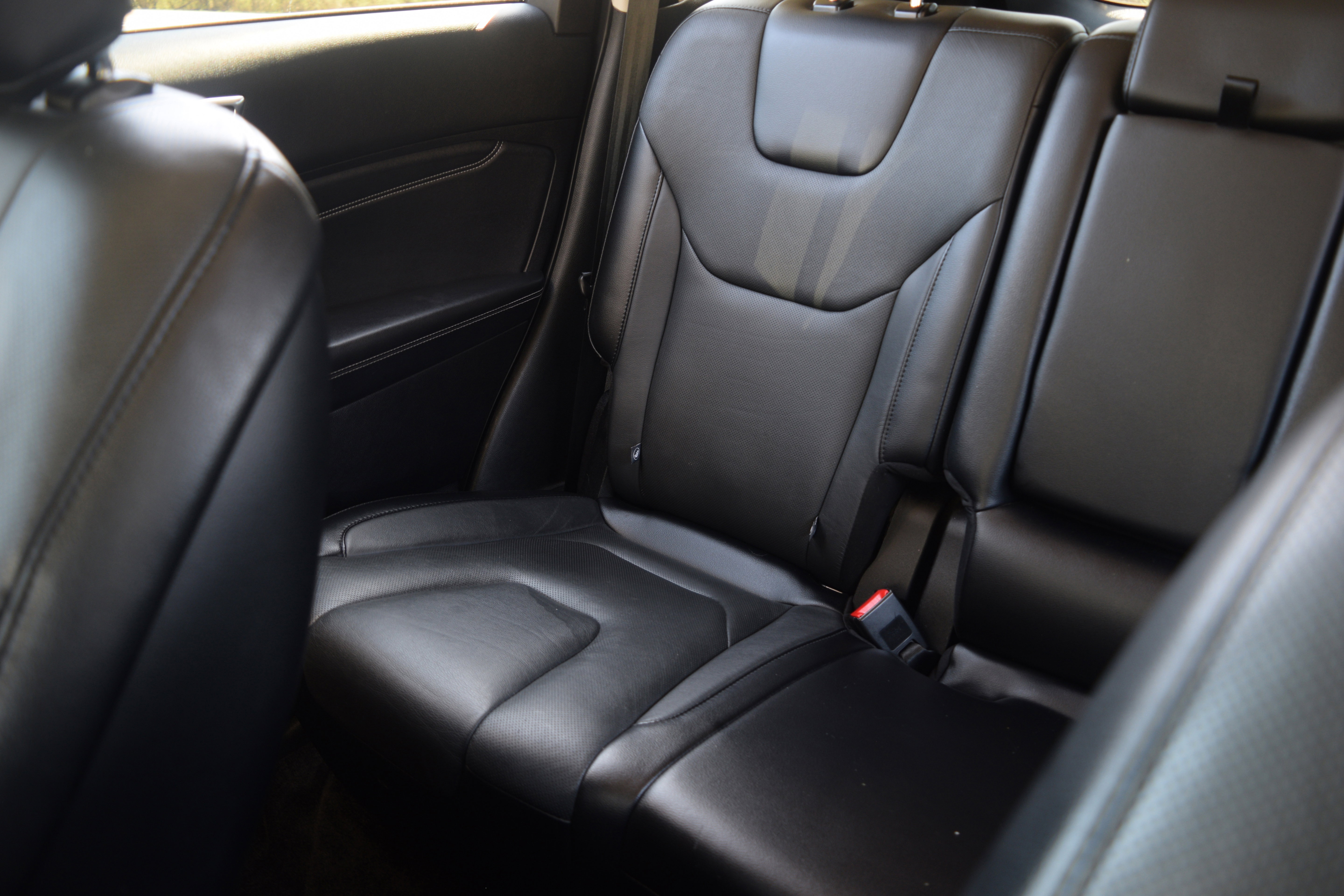 Used 2018 Ford Edge Titanium w/ Equipment Group 301A image 15