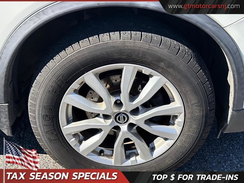 Used 2020 Nissan Rogue SV image 10