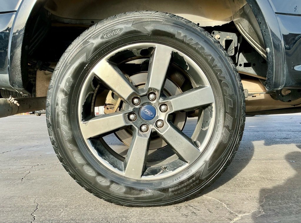 Used 2016 Ford F150 Lariat image 21
