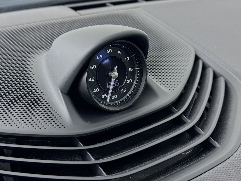 Certified 2024 Porsche Taycan RWD image 17