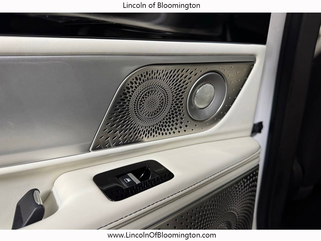 New 2026 Lincoln Nautilus Black Label w/ Jet Appearance Package image 61