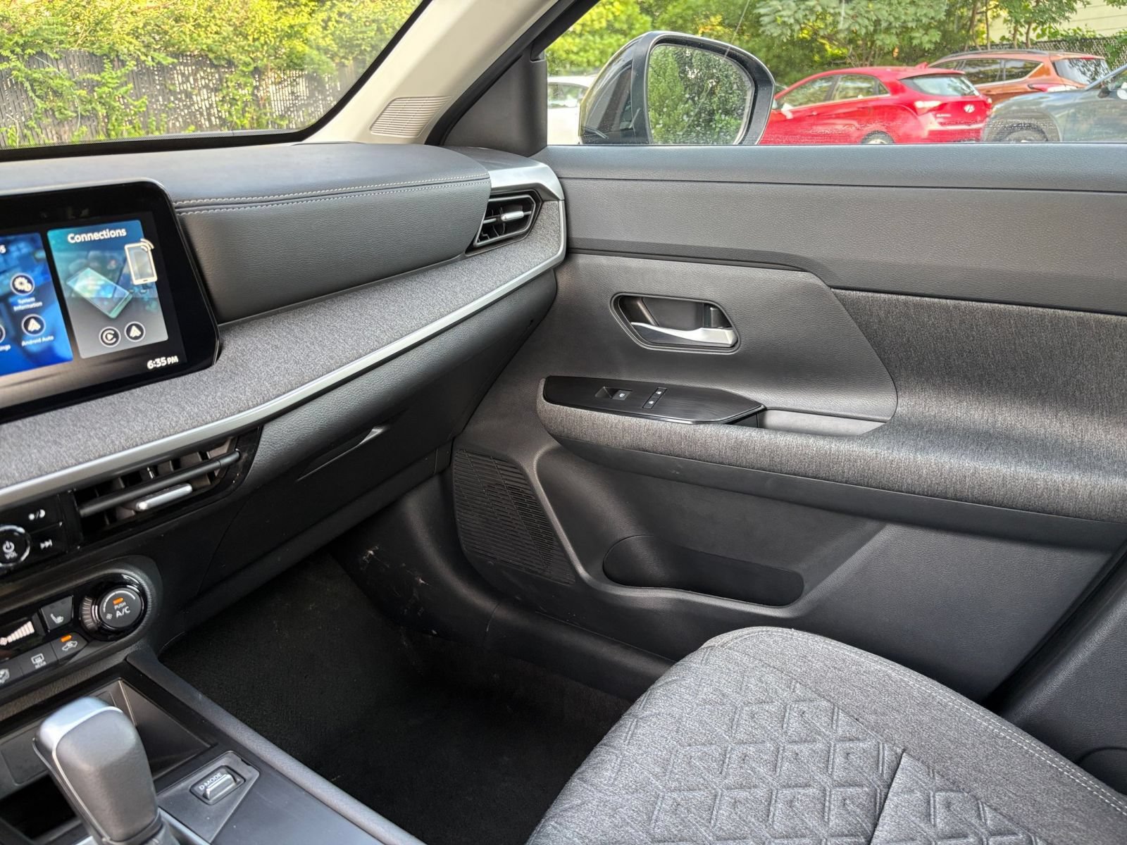 Used 2026 Nissan Kicks SV w/ Cold Weather Package AWD/4WD image 34