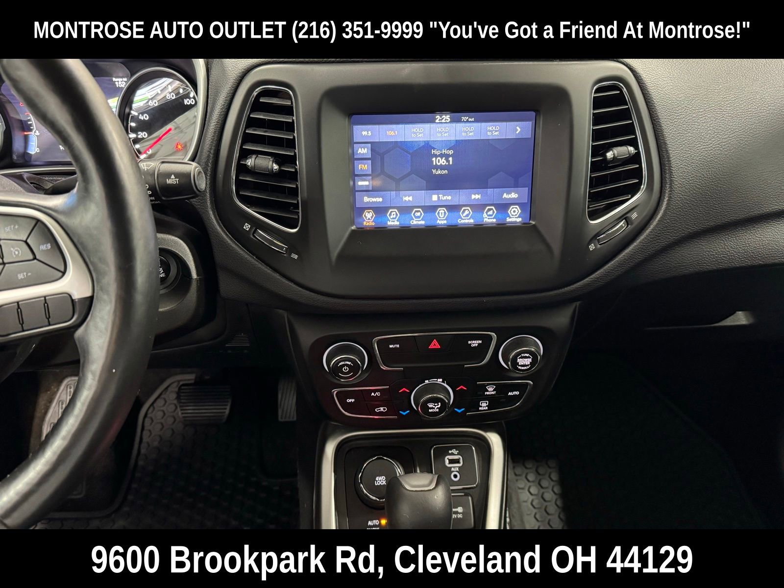 Used 2017 Jeep Compass Latitude w/ Popular Equipment Group image 19
