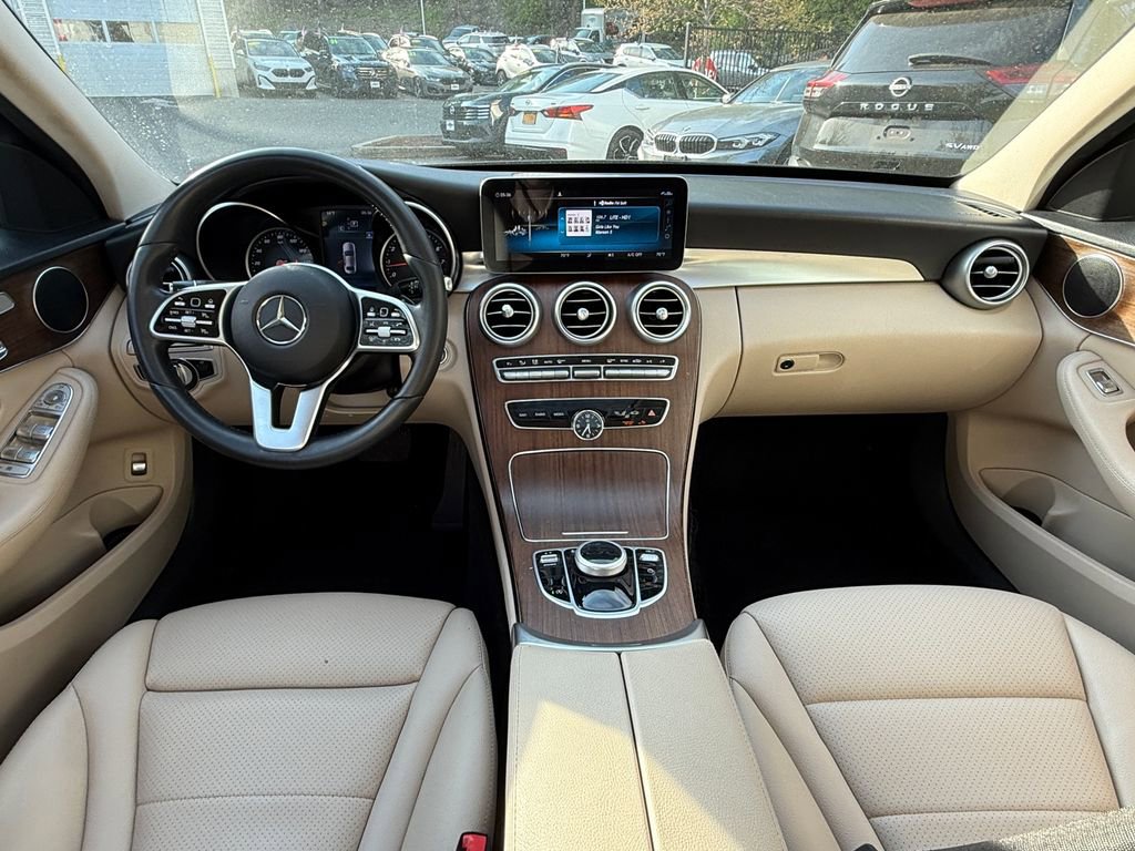 Used 2020 Mercedes-Benz C 300 4MATIC Sedan image 10