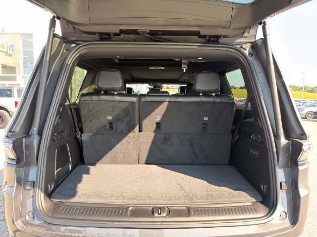 New 2026 Jeep Grand Wagoneer Limited AWD/4WD image 44