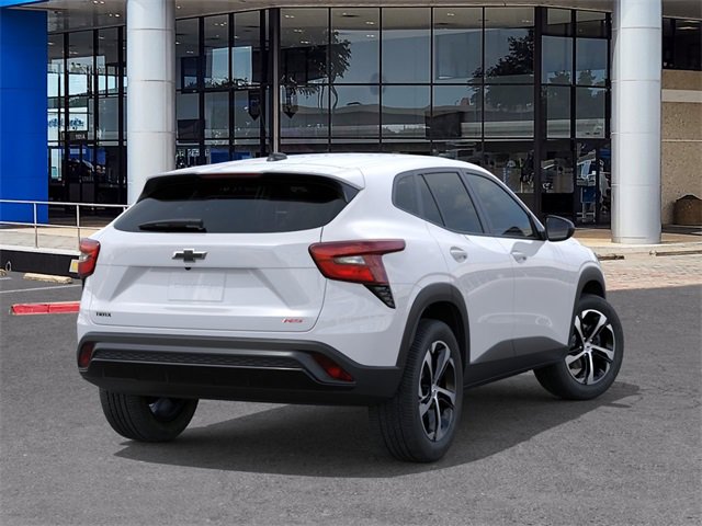 New 2026 Chevrolet Trax RS w/ Driver Confidence Package FWD image 4