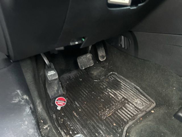 Used 2016 Ford Explorer XLT w/ Equipment Group 202A image 24