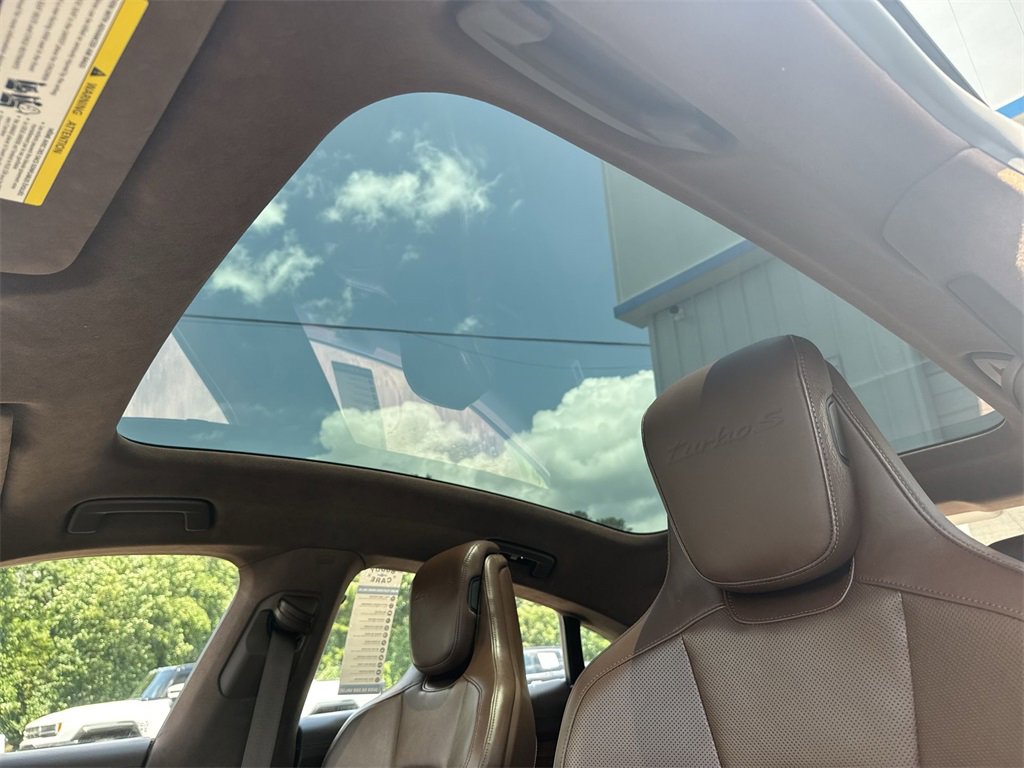 Used 2022 Porsche Taycan Turbo S image 20