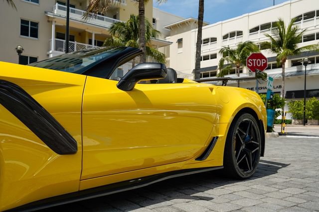 Used 2019 Chevrolet Corvette ZR1 RWD image 11
