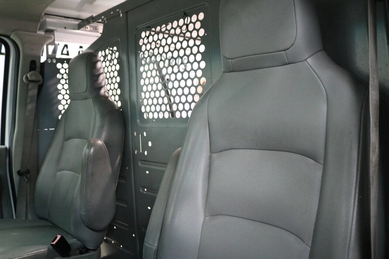 Used 2014 Ford E-150 and Econoline 150 w/ Power Group image 24