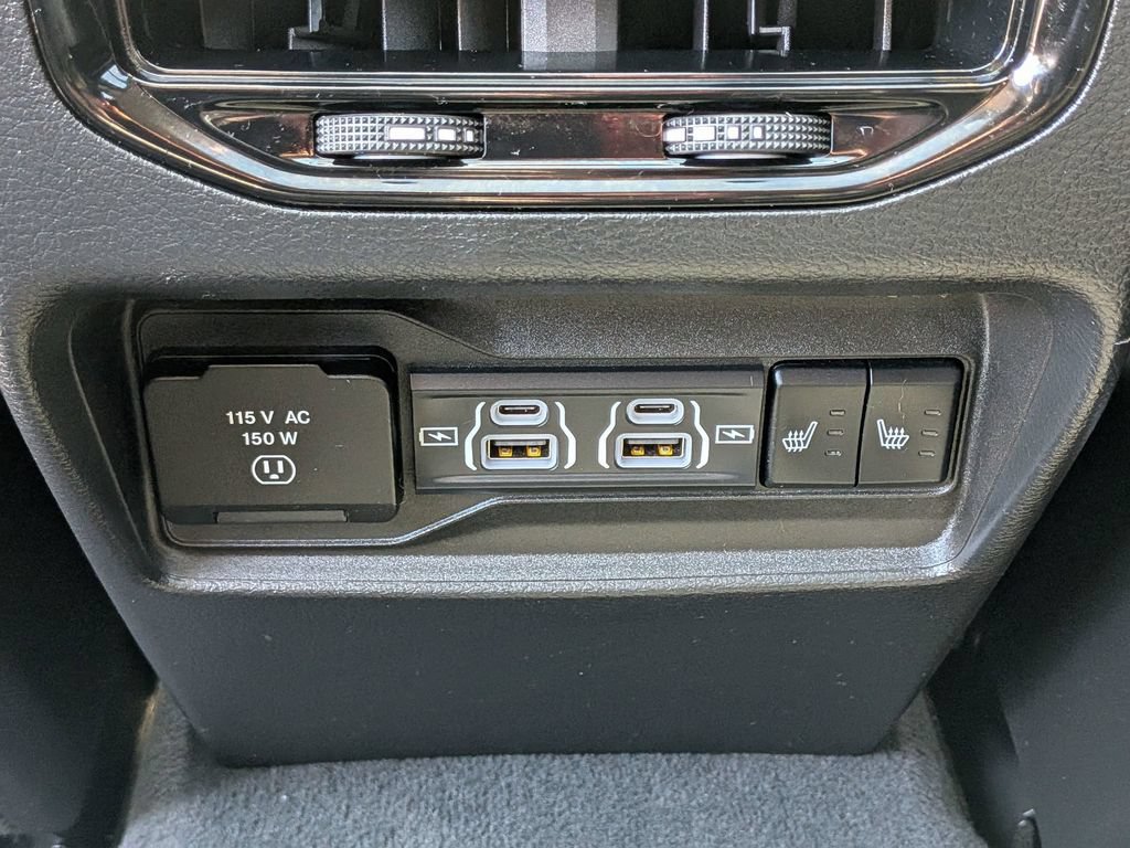 Used 2023 Jeep Grand Cherokee 4WD 4xe image 29