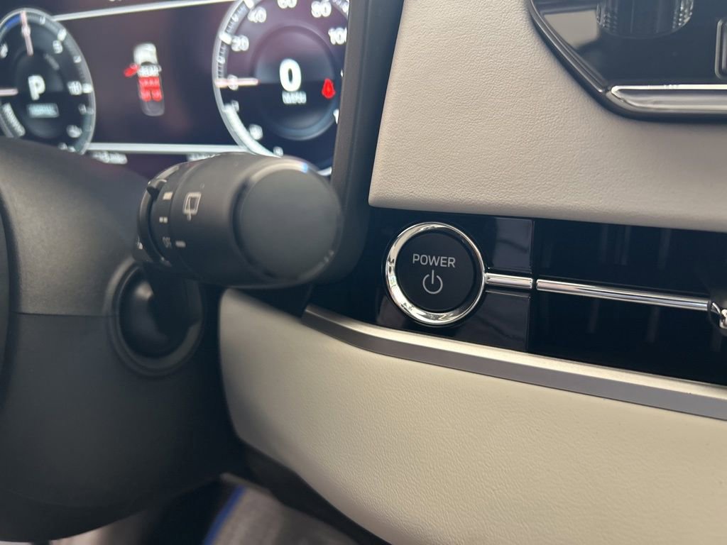 New 2025 Mitsubishi Outlander SEL image 51