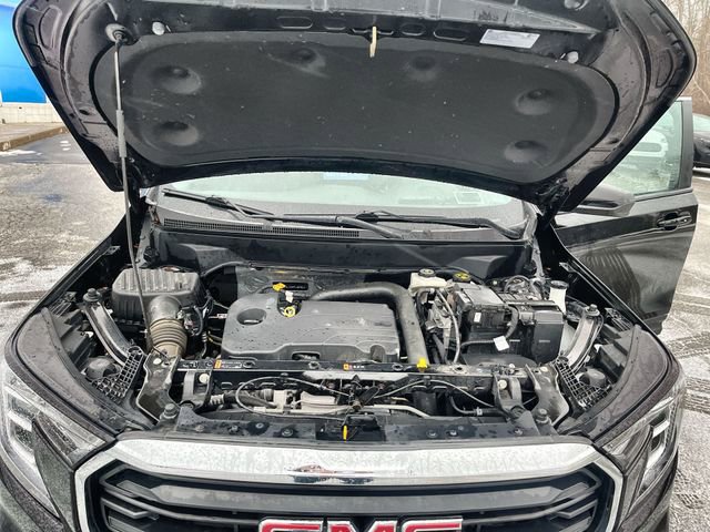 Used 2023 GMC Terrain SLE w/ Driver Convenience Package image 19