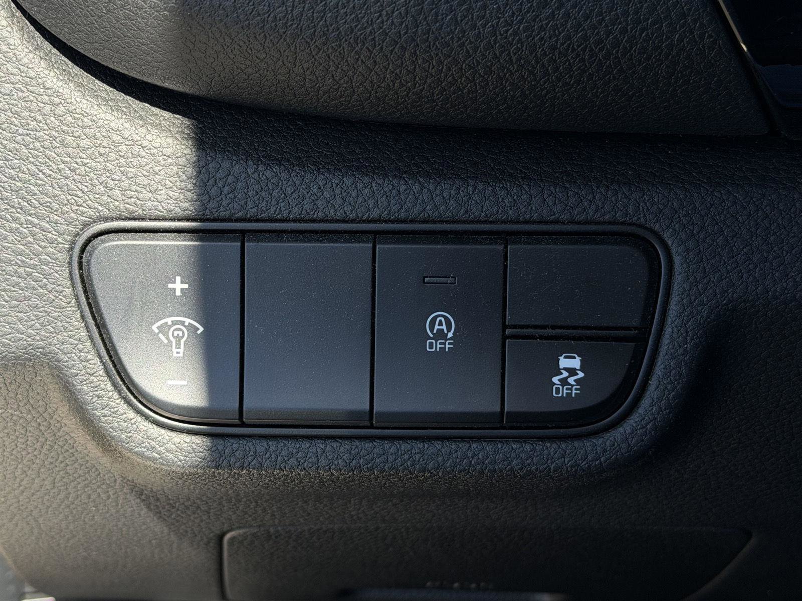 Used 2024 Kia Seltos S AWD/4WD image 21