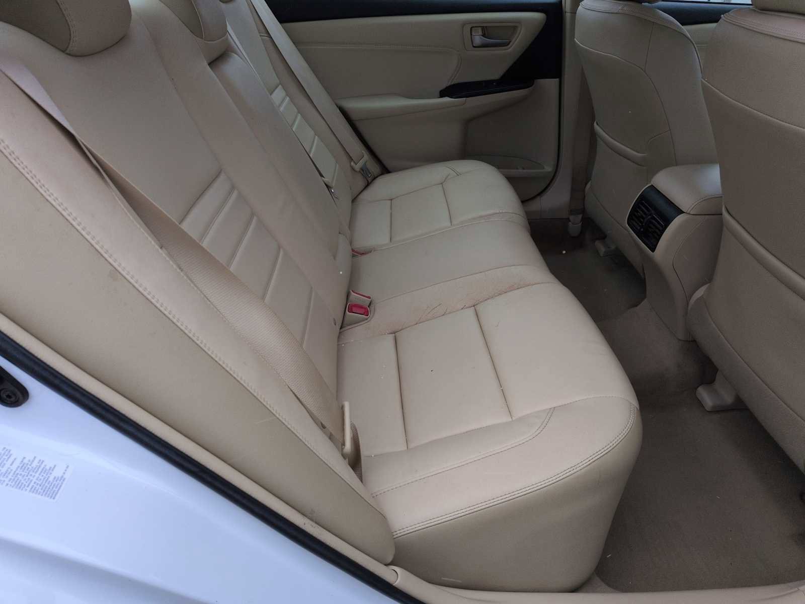 Used 2016 Toyota Camry XLE w/ Moonroof Package image 21