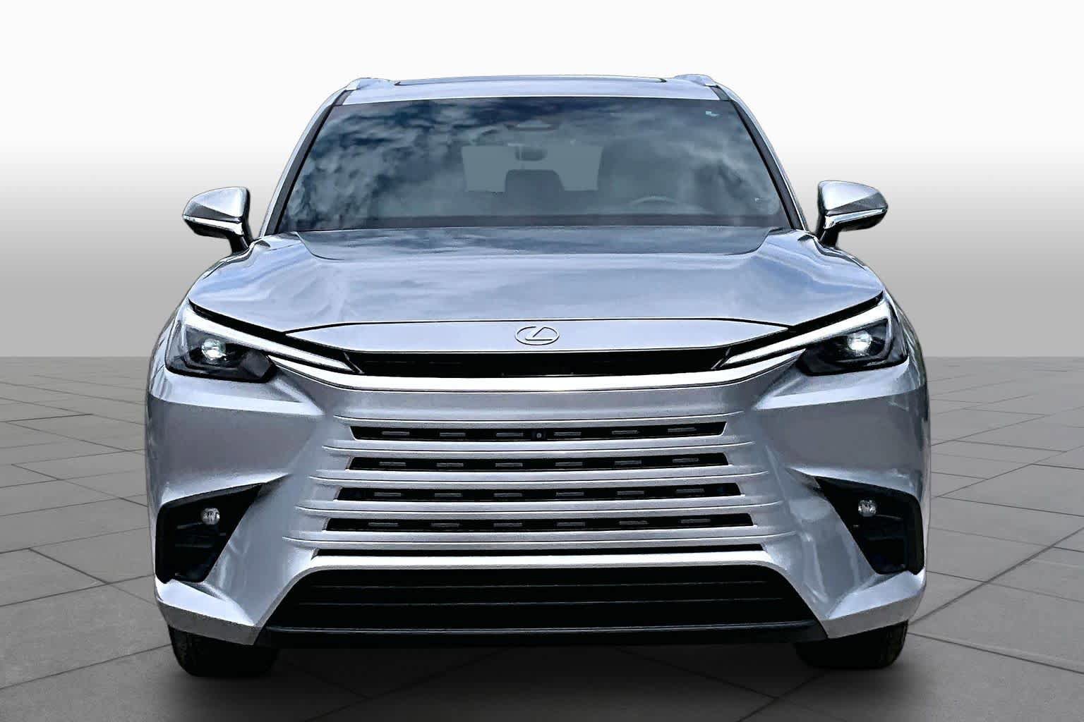 Used 2025 Lexus TX 350 AWD w/ Technology Package image 4