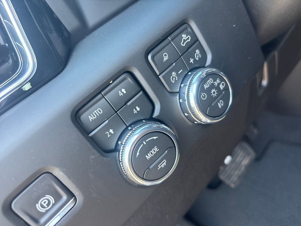 New 2026 GMC Sierra 2500 Denali w/ Denali Reserve Package image 30