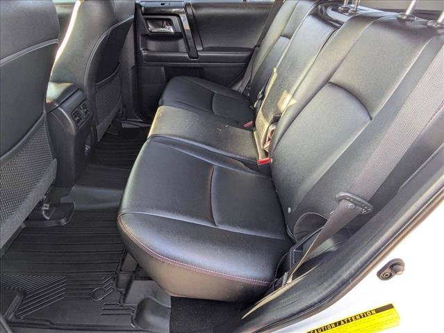 Used 2022 Toyota 4Runner TRD Off-Road Premium AWD/4WD image 17