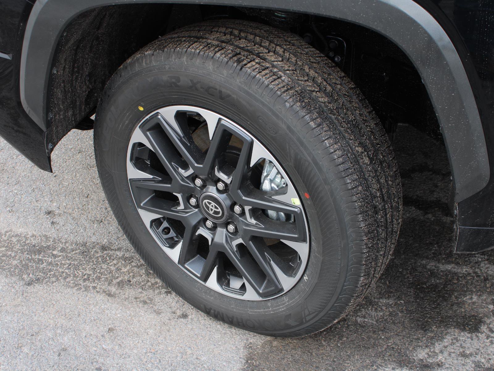 New 2026 Toyota Tundra Limited image 15