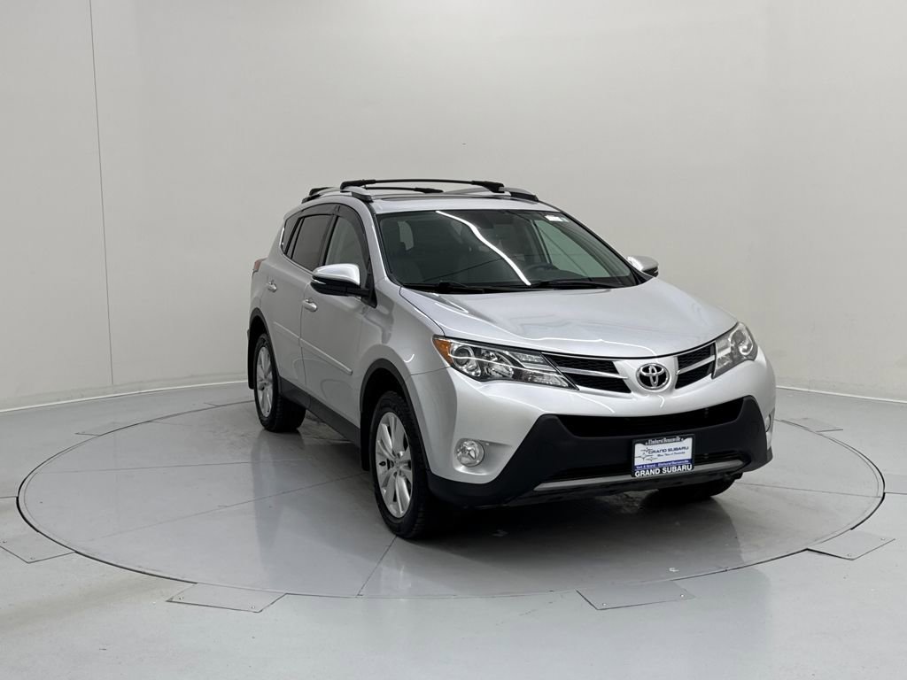 Used 2015 Toyota RAV4 Limited w/ Technology Package image 7