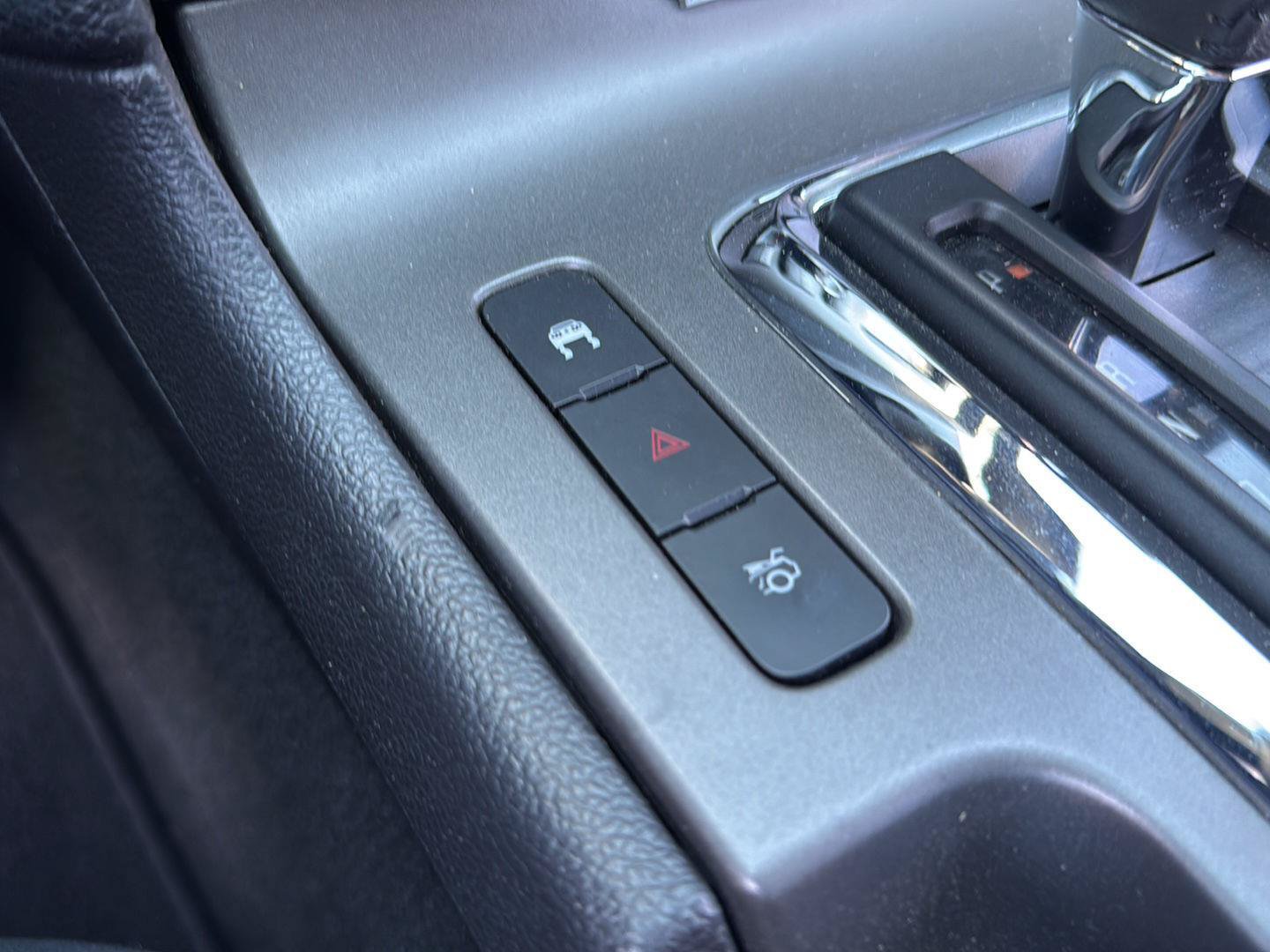 Used 2011 Ford Mustang GT Premium w/ Electronics Pkg RWD image 19