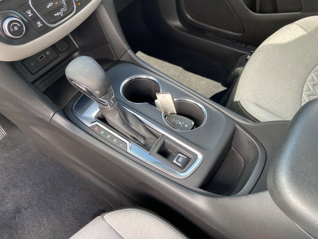 Used 2024 Chevrolet Equinox LS w/ LS Convenience Package FWD image 9