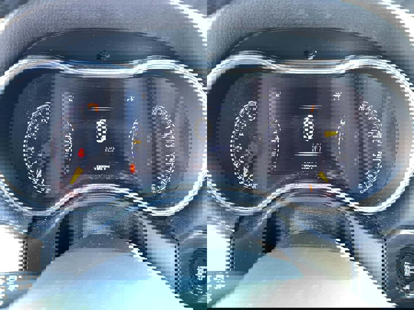 Used 2021 Jeep Grand Cherokee Laredo X image 18