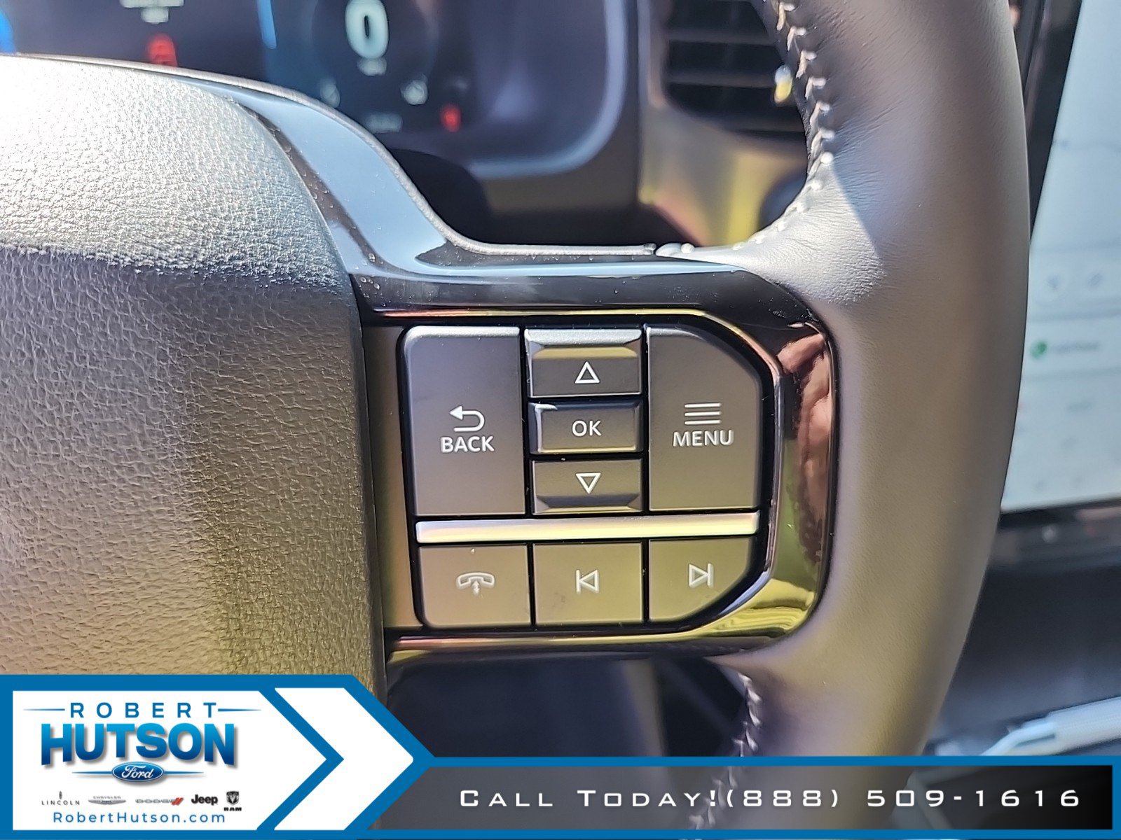 New 2023 Ford F150 Lightning Platinum AWD/4WD image 23
