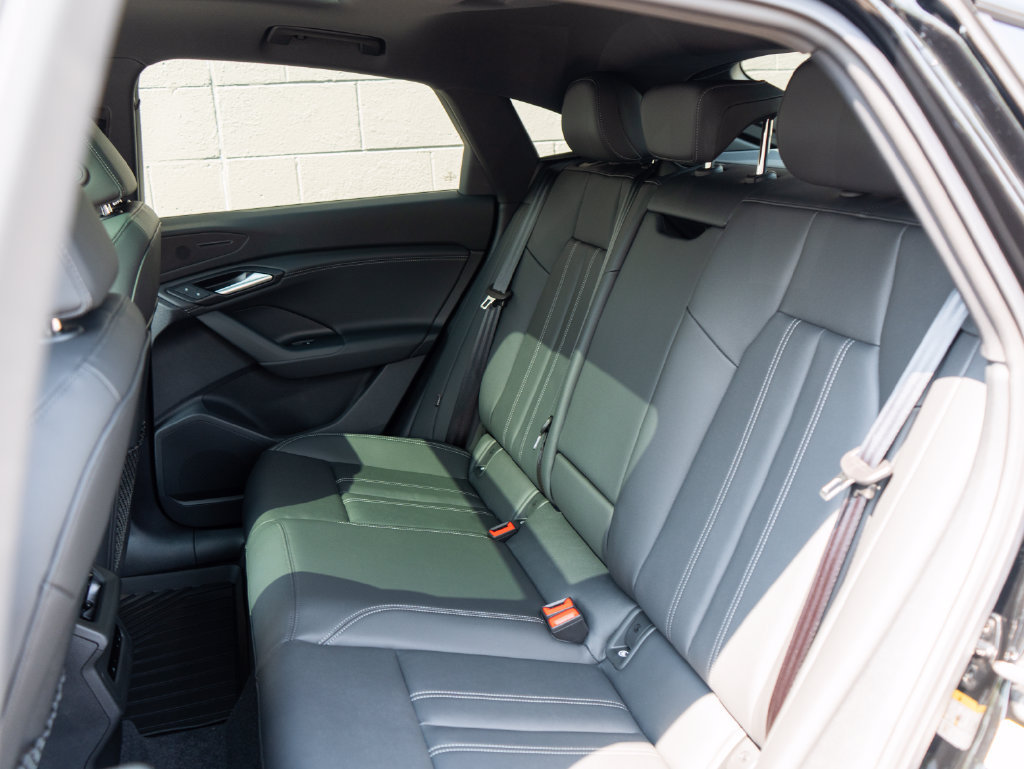 New 2027 Audi Q6 e-tron Premium AWD/4WD image 9