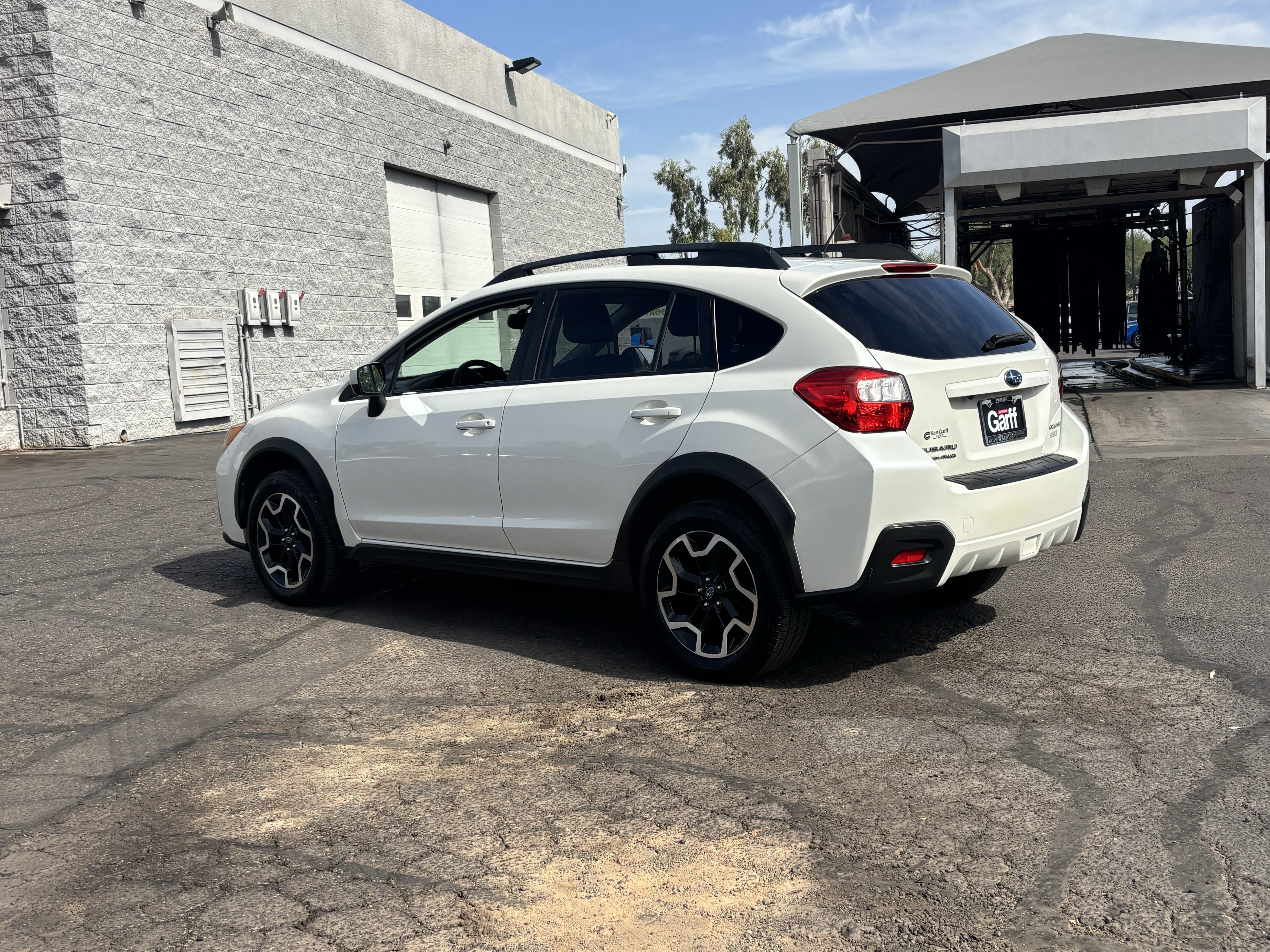 Used 2016 Subaru Crosstrek 2.0i Premium AWD/4WD image 4
