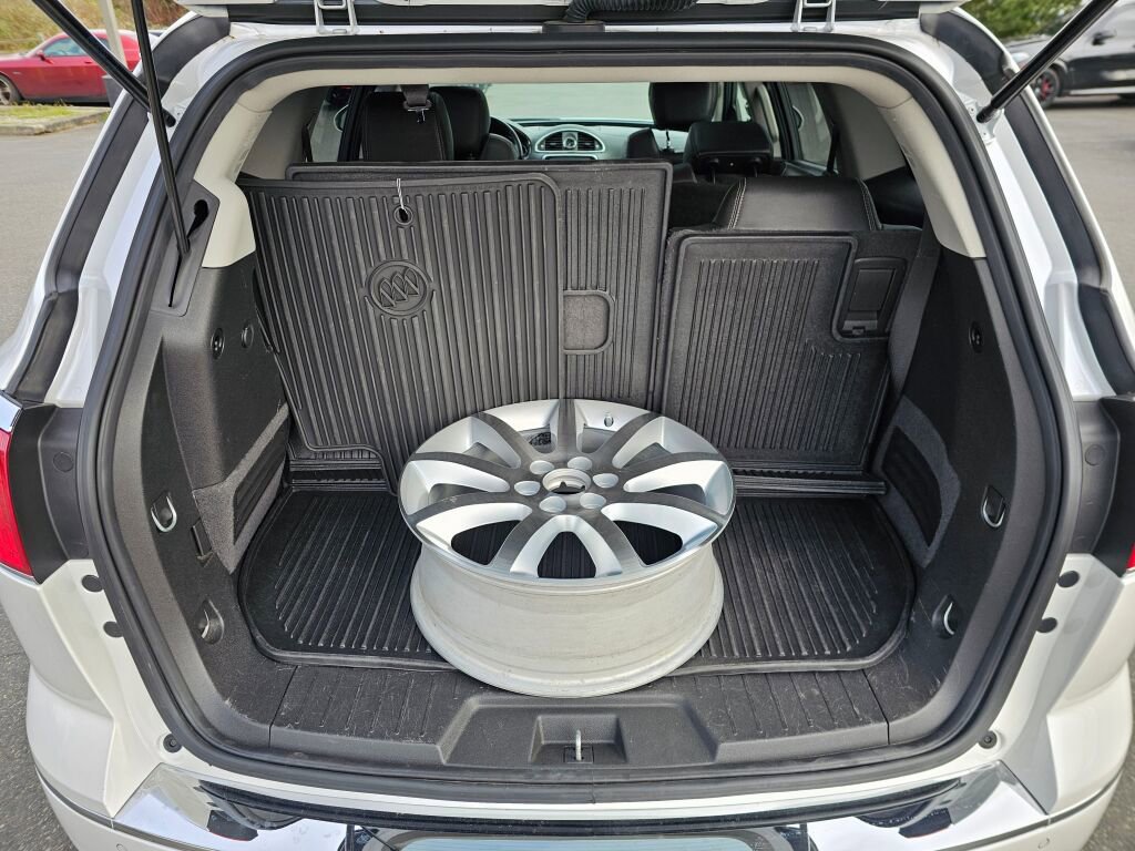 Used 2016 Buick Enclave Premium w/ Experience Buick Package image 19