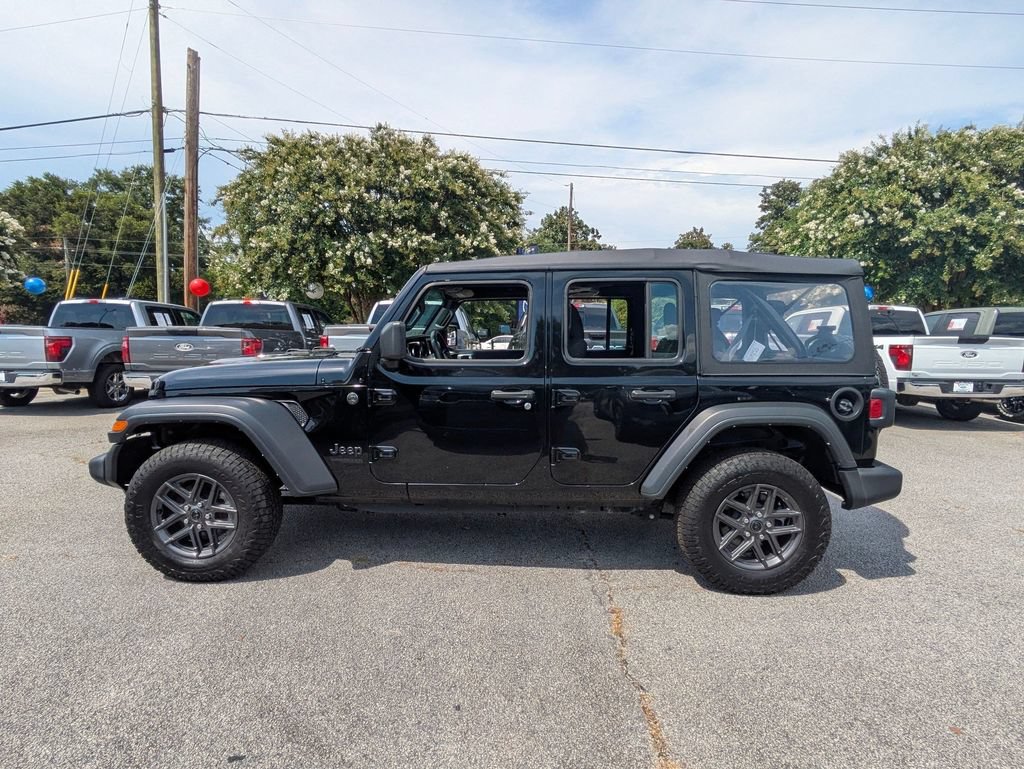 Used 2022 Jeep Wrangler Unlimited Sport AWD/4WD image 6