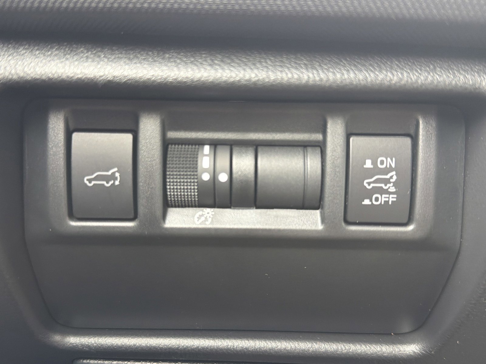 Certified 2025 Subaru Forester Touring w/ Popular Package - Touring AWD/4WD image 25
