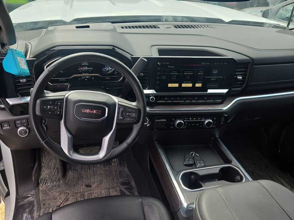 Used 2024 GMC Sierra 2500 SLT w/ SLT Premium Package AWD/4WD image 2