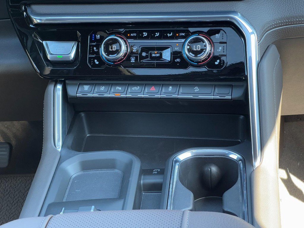 New 2026 GMC Sierra 2500 Denali w/ Denali Reserve Package AWD/4WD image 14