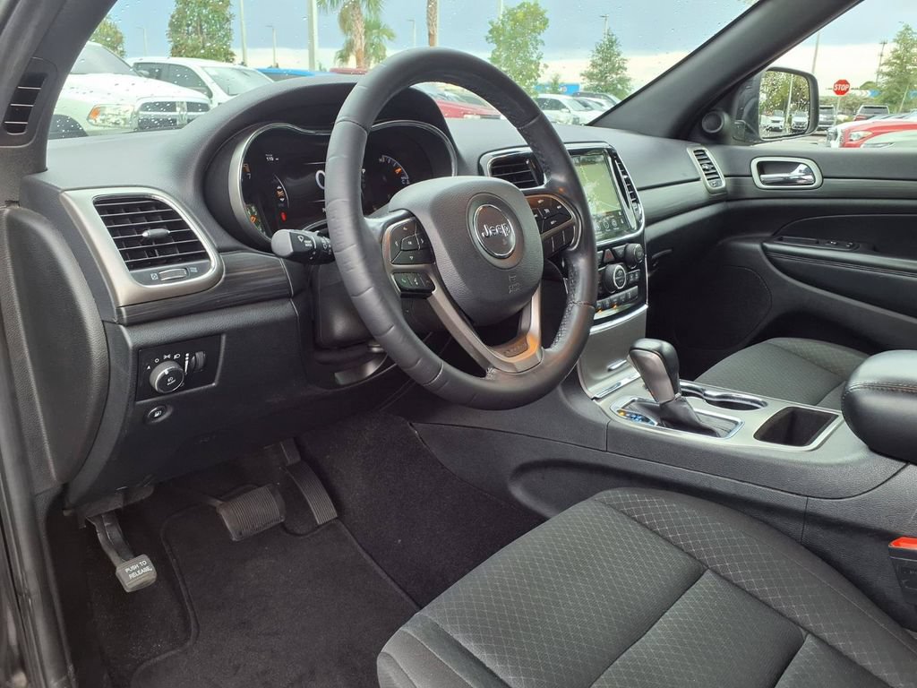 Used 2022 Jeep Grand Cherokee Laredo E RWD image 19