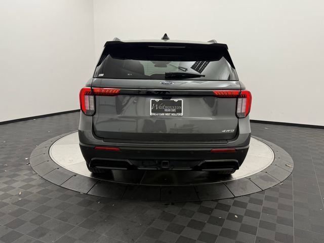 Used 2025 Ford Explorer ST-Line AWD/4WD image 6