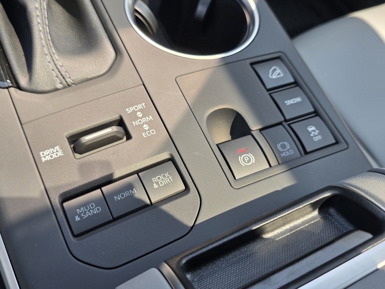 New 2026 Toyota Highlander XLE AWD/4WD image 8