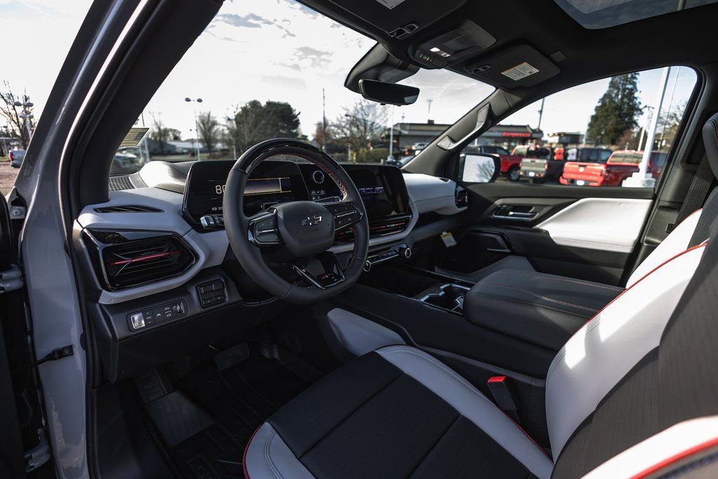 New 2025 Chevrolet Silverado EV RST image 14