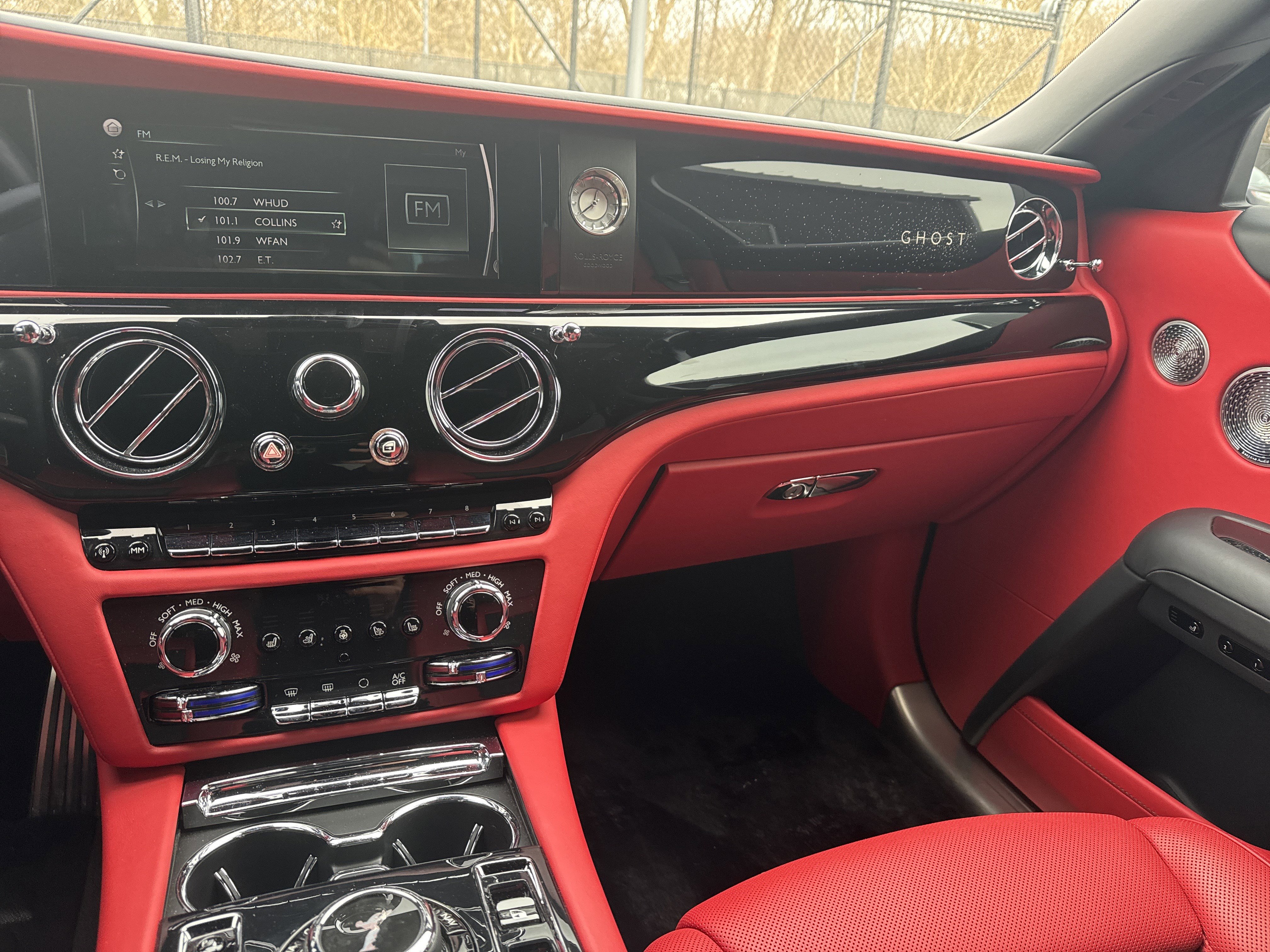 Certified 2022 Rolls-Royce Ghost w/ Ghost Package image 22