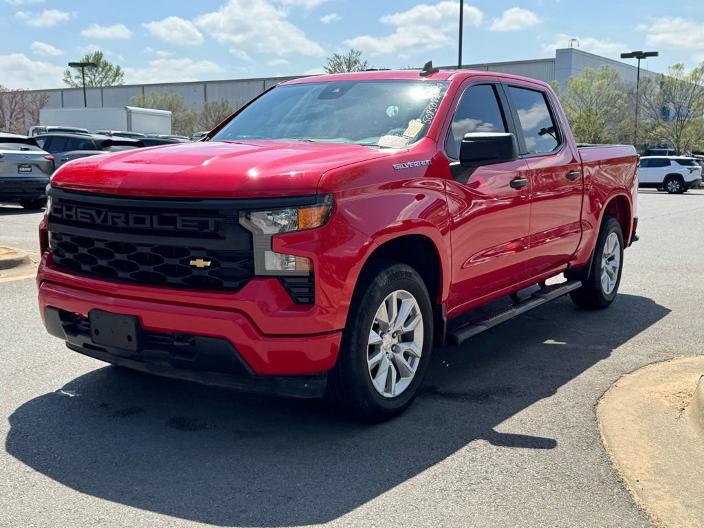 Used 2022 Chevrolet Silverado 1500 Custom image 3