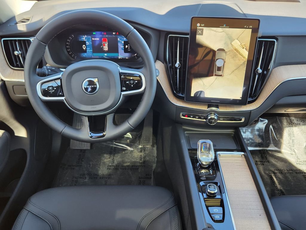 New 2026 Volvo XC60 B5 Plus w/ Climate Package image 2
