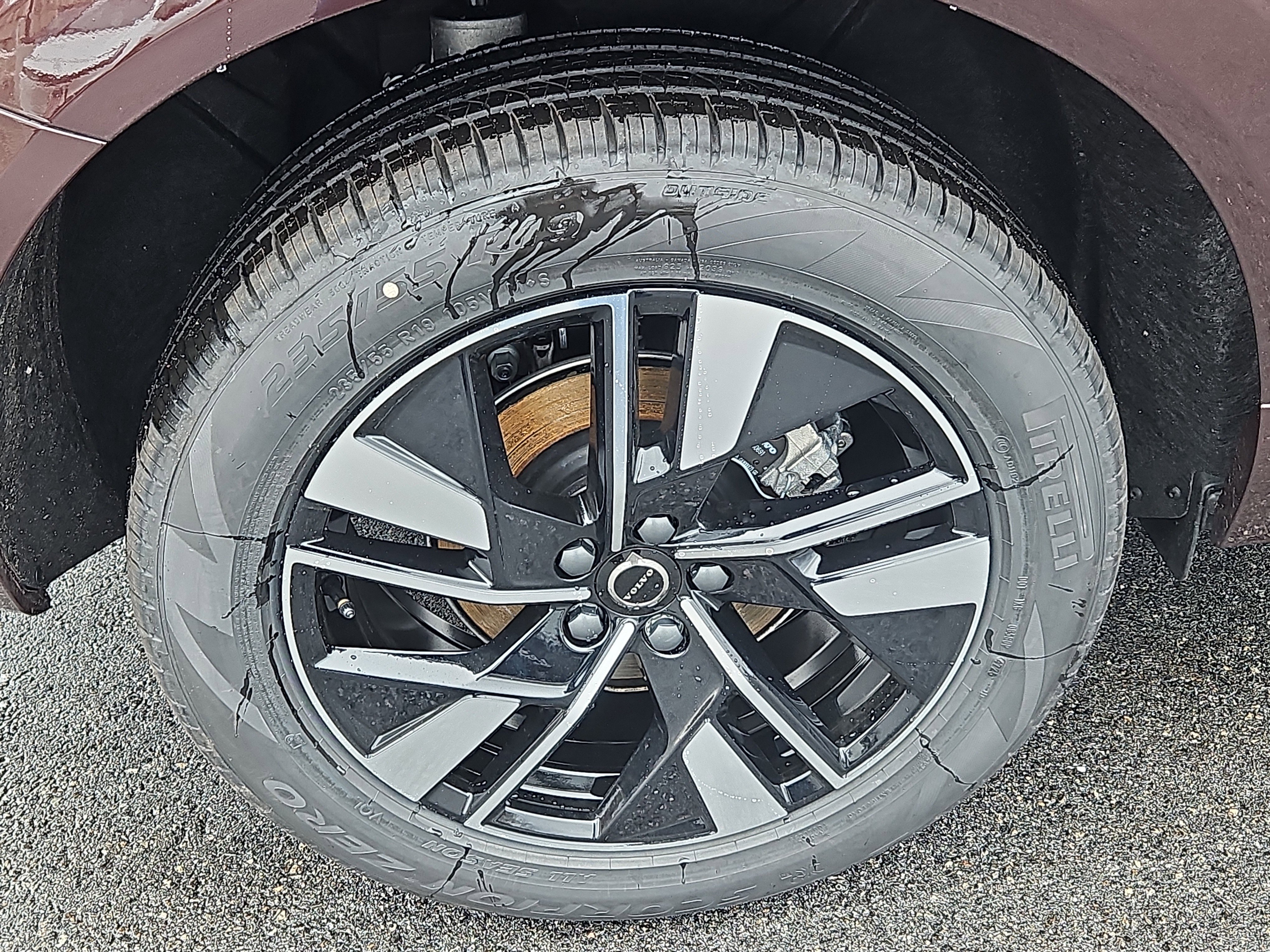 New 2026 Volvo XC60 B5 Plus w/ Protection Package Premier image 20