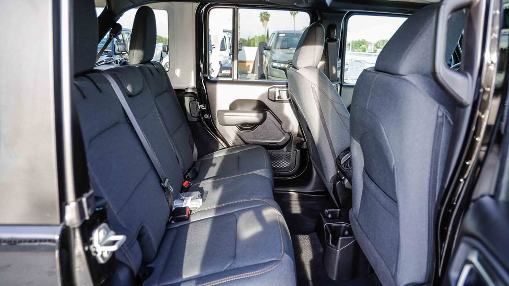 New 2026 Jeep Wrangler Unlimited Sport AWD/4WD image 20