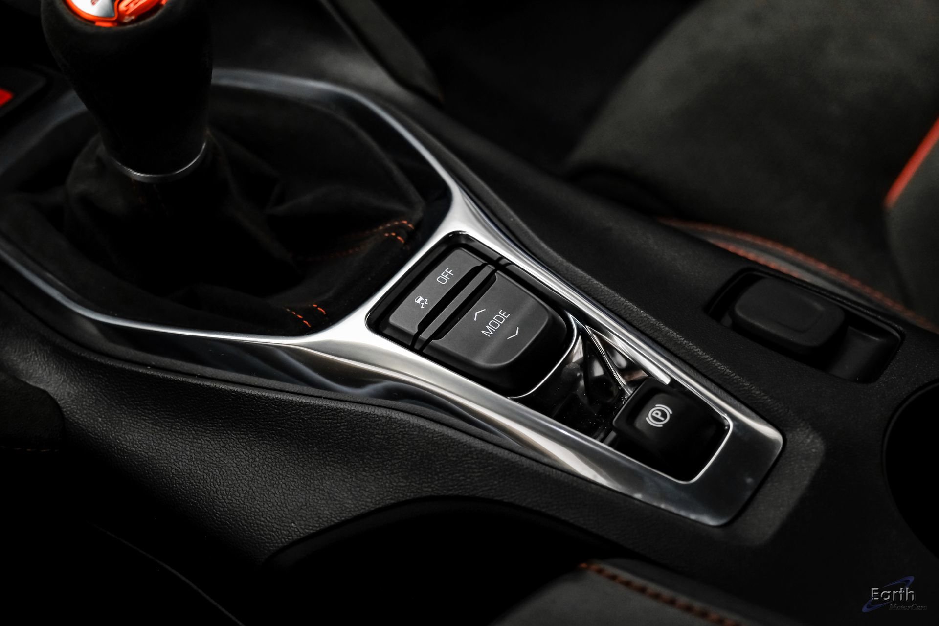 Used 2018 Chevrolet Camaro ZL1 RWD image 53