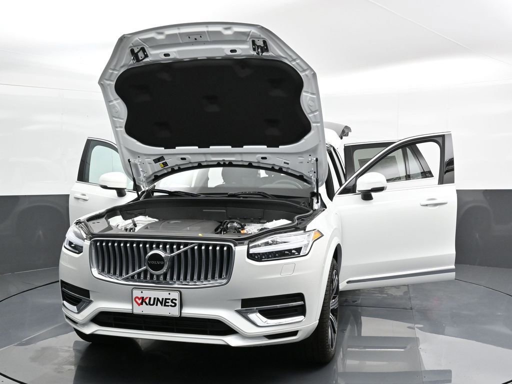 New 2025 Volvo XC90 T8 Core w/ Protection Package Premier image 48